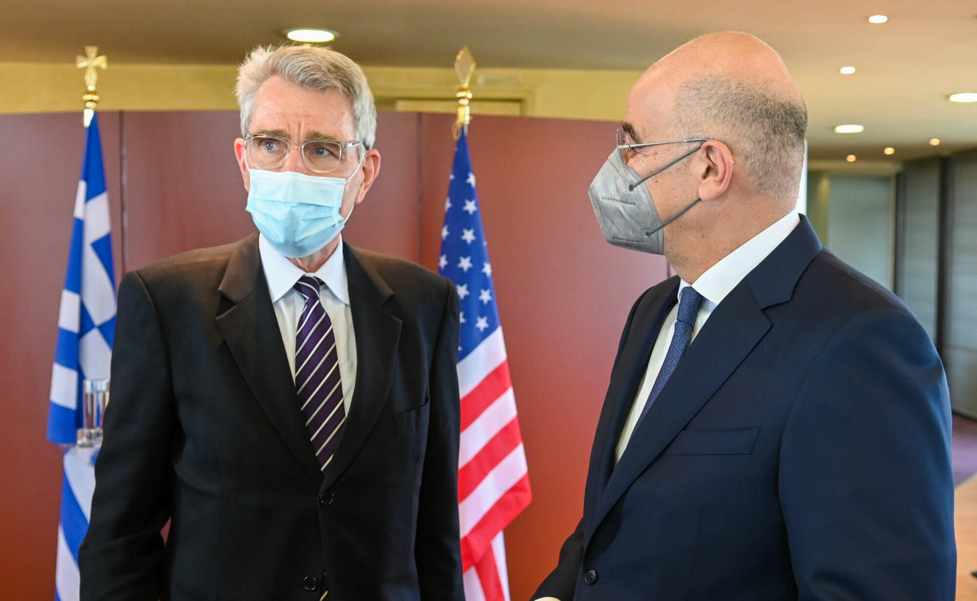 Δένδιας: Αποχαιρετιστήριο γεύμα προς τιμήν του Τζέφρι Πάιατ