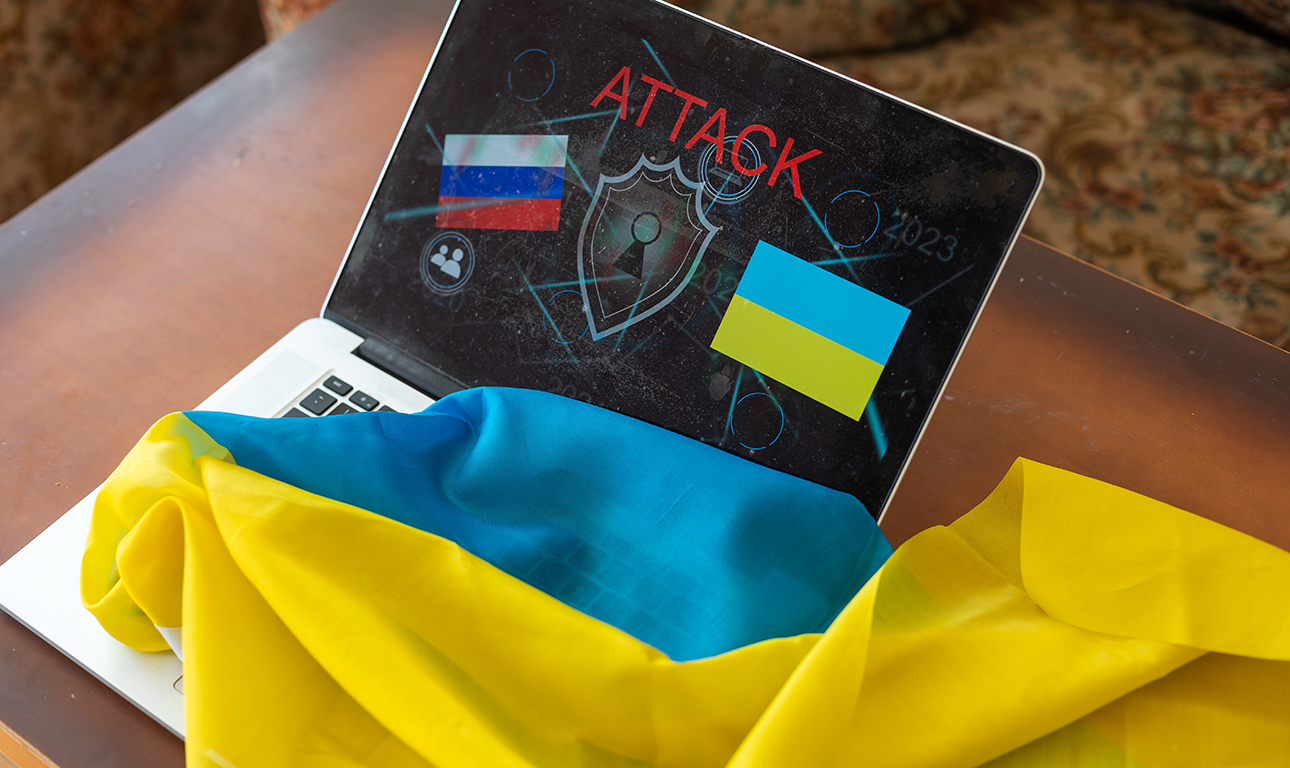 H Ουκρανία αντεπιτίθεται με χάκερ