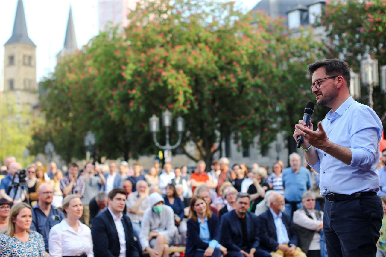 Γερμανία: Η φήμη του Σολτς διακυβεύεται στις εκλογές της Βόρειας Ρηνανίας-Βεστφαλίας