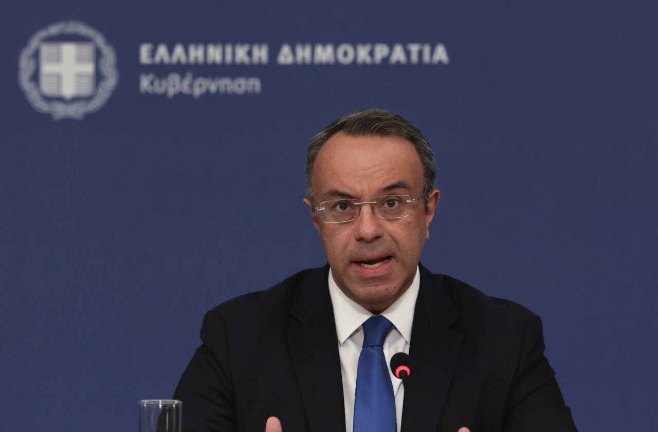 Μέτρα €4,336 δισ. ευρώ (2,2% του ΑΕΠ) το 2022 για τη στήριξη νοικοκυριών και επιχειρήσεων