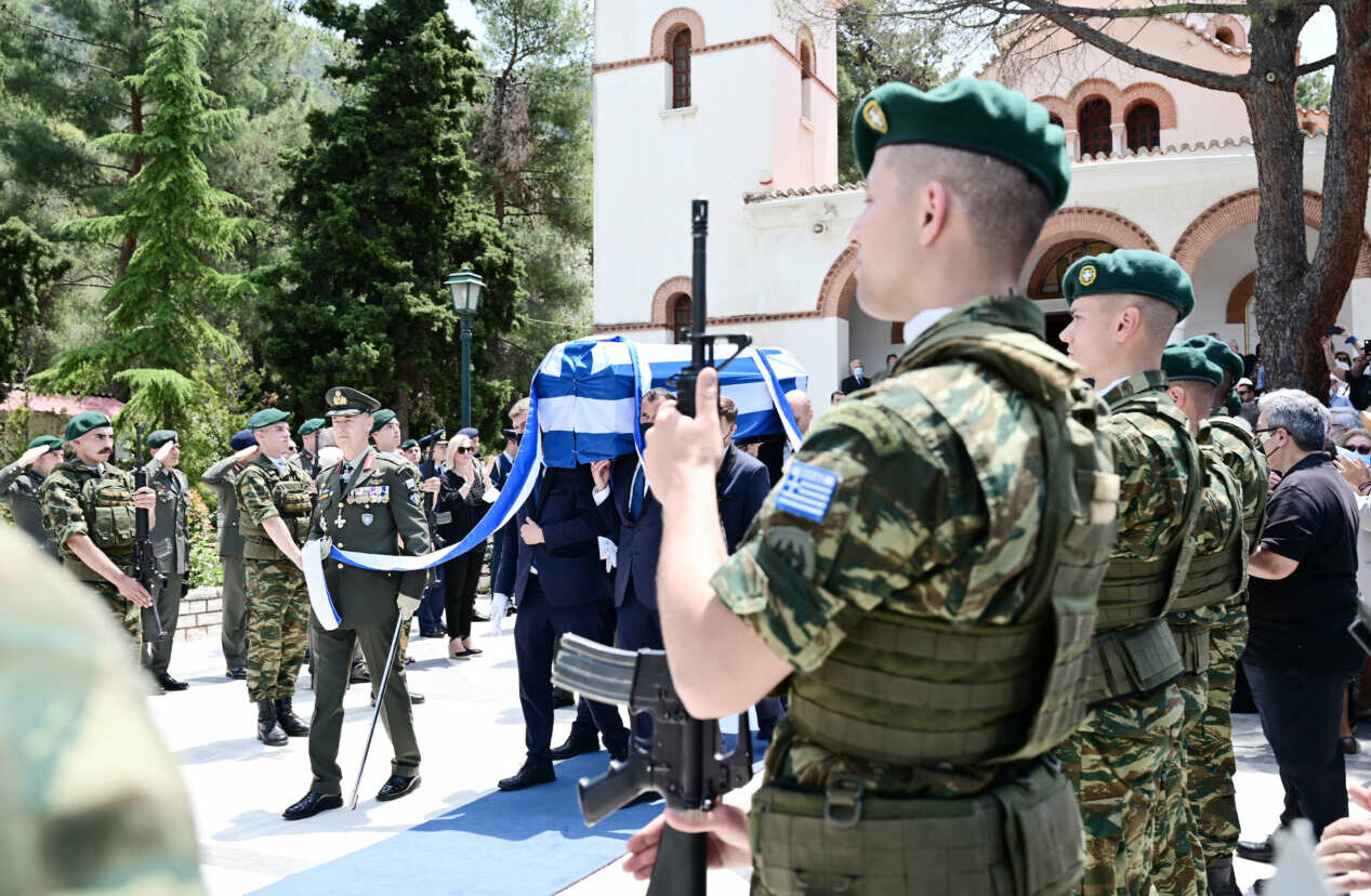 Το τελευταίο αντίο στον ήρωα Κωνσταντίνο Κόρκα