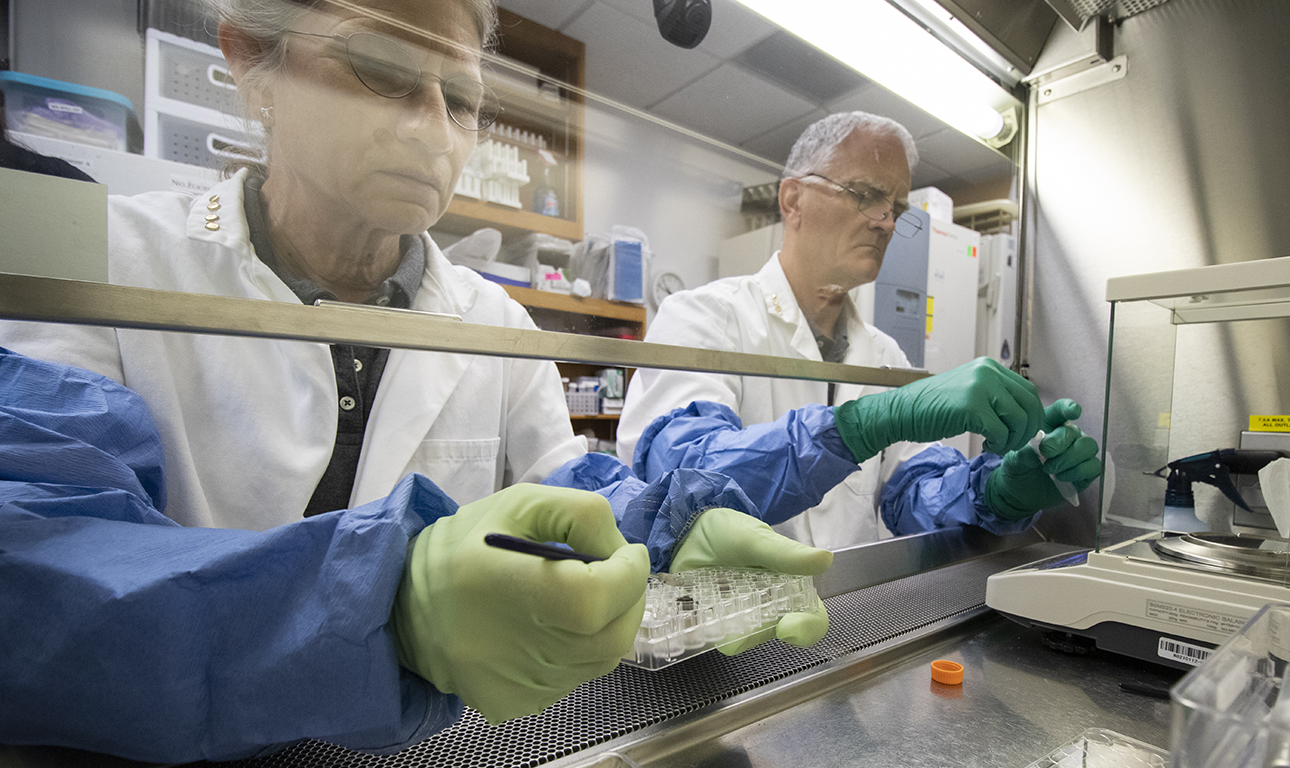 Καλλιέργησαν φυτά σε χώμα από τη Σελήνη!