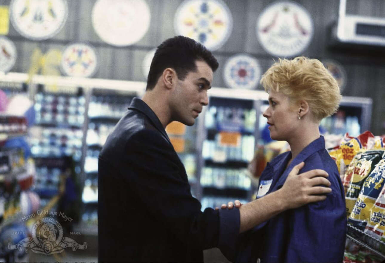 Με τη Μέλανι Γκρίφιθ στην ταινιά «Something Wild» το 1987, για την οποία είχε βραβευτεί με Χρυσή Σφαίρα
