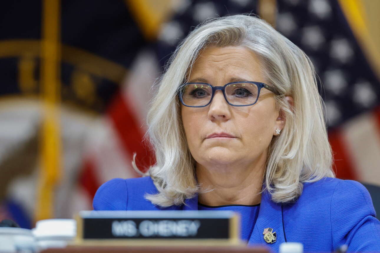 Λιζ Τσένι: Η Ρεπουμπλικανή που υψώνει ανάστημα στον Τραμπ