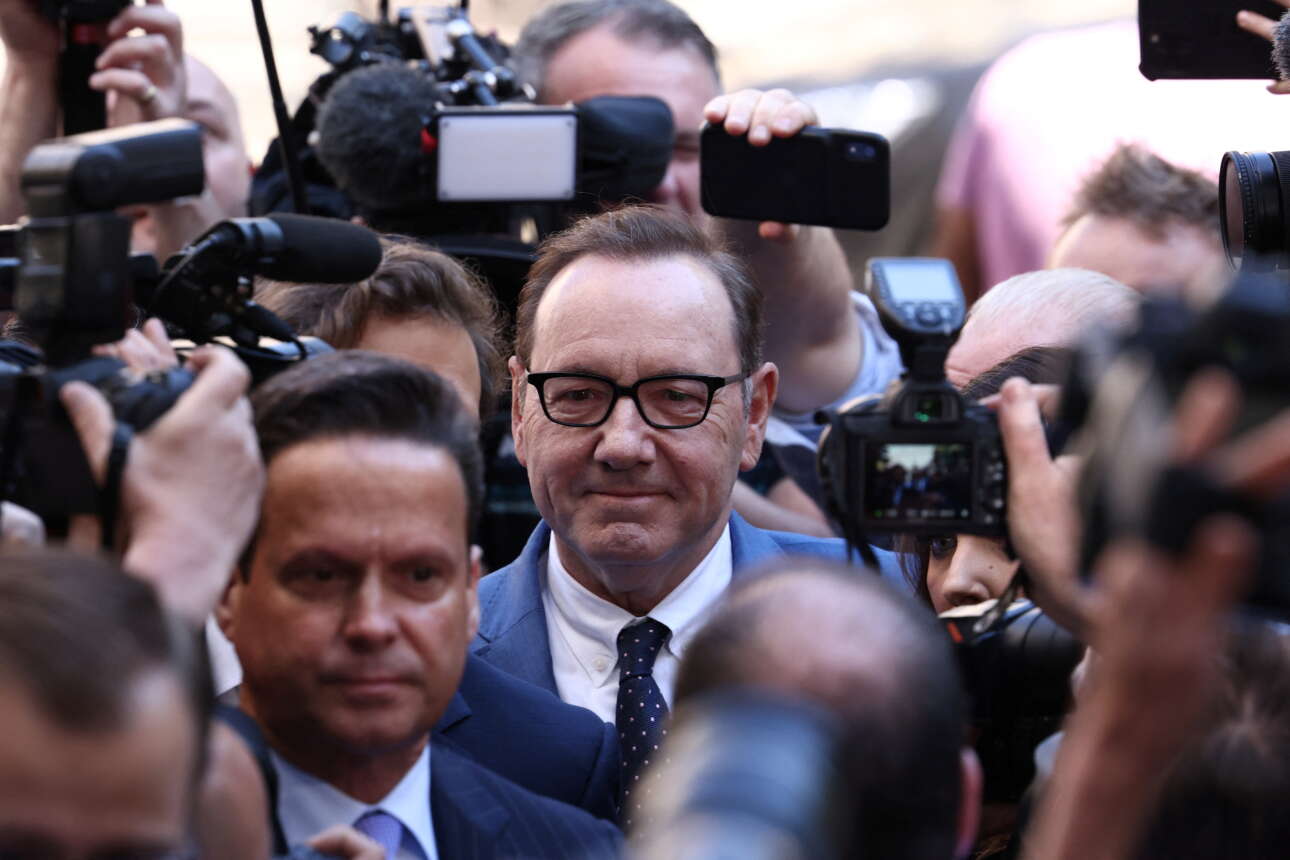 Βρετανία: Ελεύθερος χωρίς περιοριστικούς όρους ο Κέβιν Σπέισι