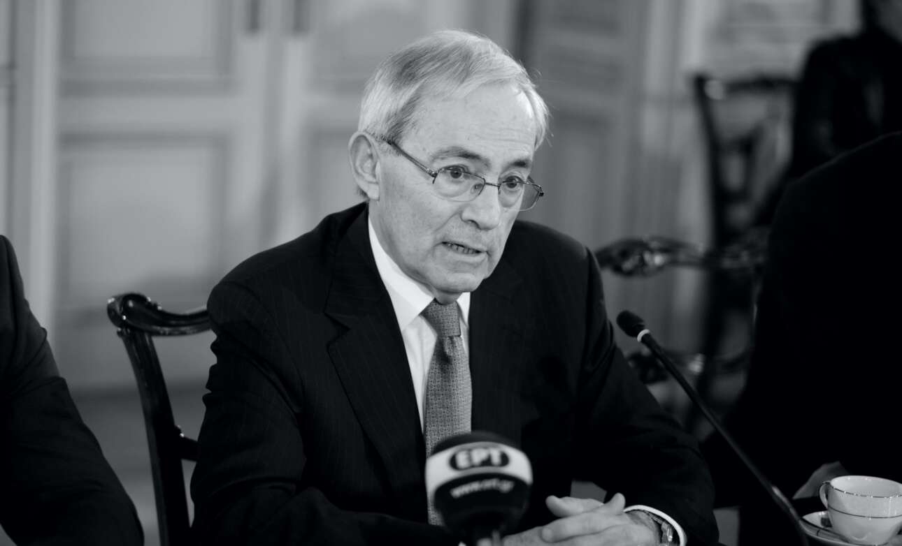 Ο Πισσαρίδης προειδοποιεί: Κίνδυνος να βγούμε εκτός ελέγχου από χρέος και πληθωρισμό