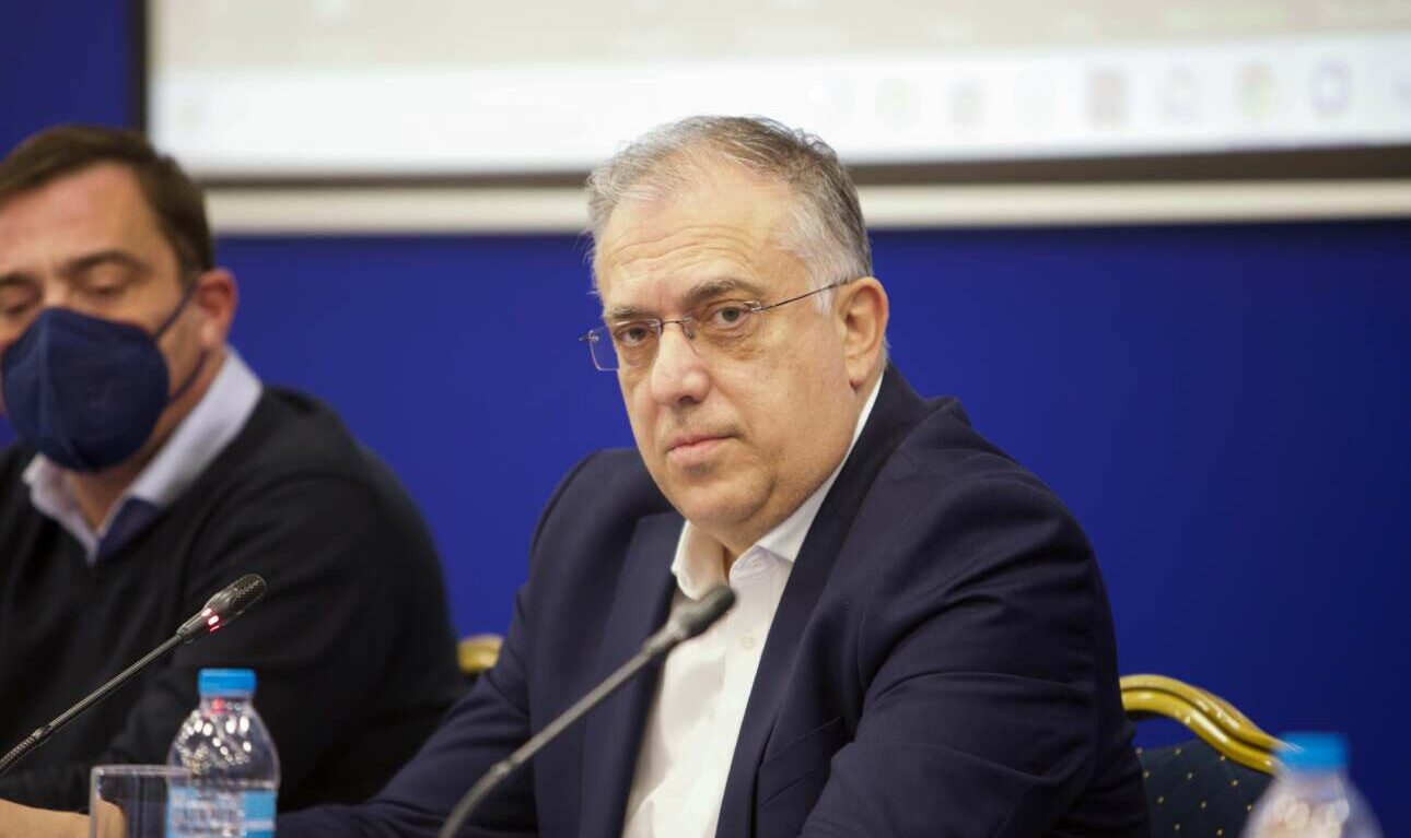 Θεοδωρικάκος: «Κρατάμε ψηλά για πάντα τη μνήμη του Παύλου Μπακογιάννη»