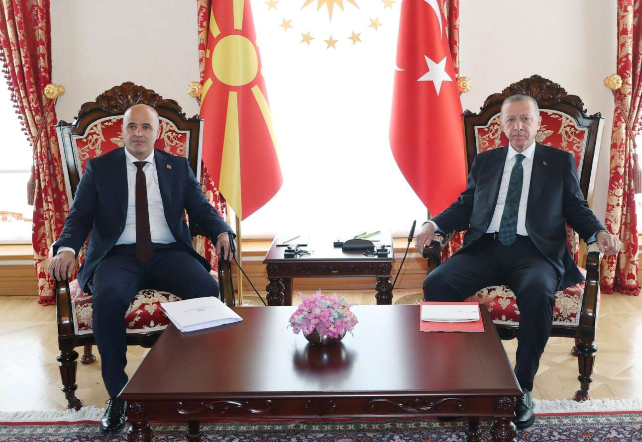 Με τον Ερντογάν συναντήθηκε ο Κοβάτσεφσκι στην Κωνσταντινούπολη