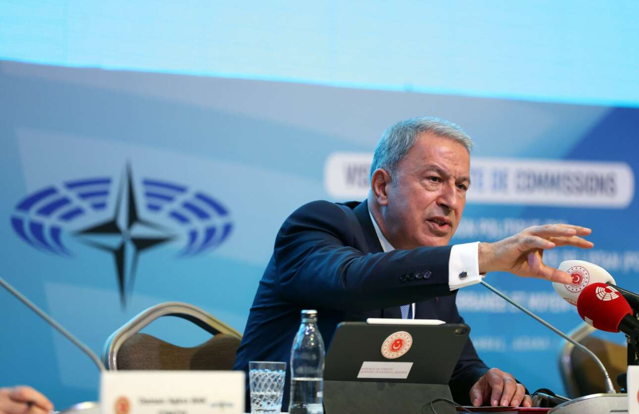 Οξύ φραστικό επεισόδιο Ακάρ με έλληνες βουλευτές στην Κοινοβουλευτική Συνέλευση του ΝΑΤΟ