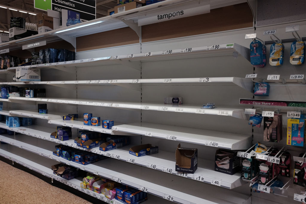 ΗΠΑ: Ελλείψεις και στα ταμπόν λόγω του πολέμου