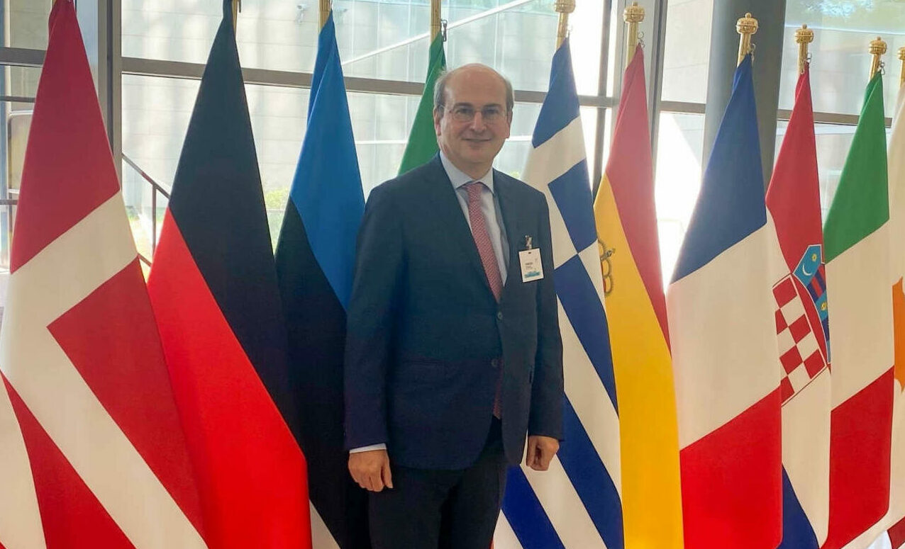 Χατζηδάκης: Η Ελλάδα υπέρ της Οδηγίας για τους ευρωπαϊκούς κατώτατους μισθούς