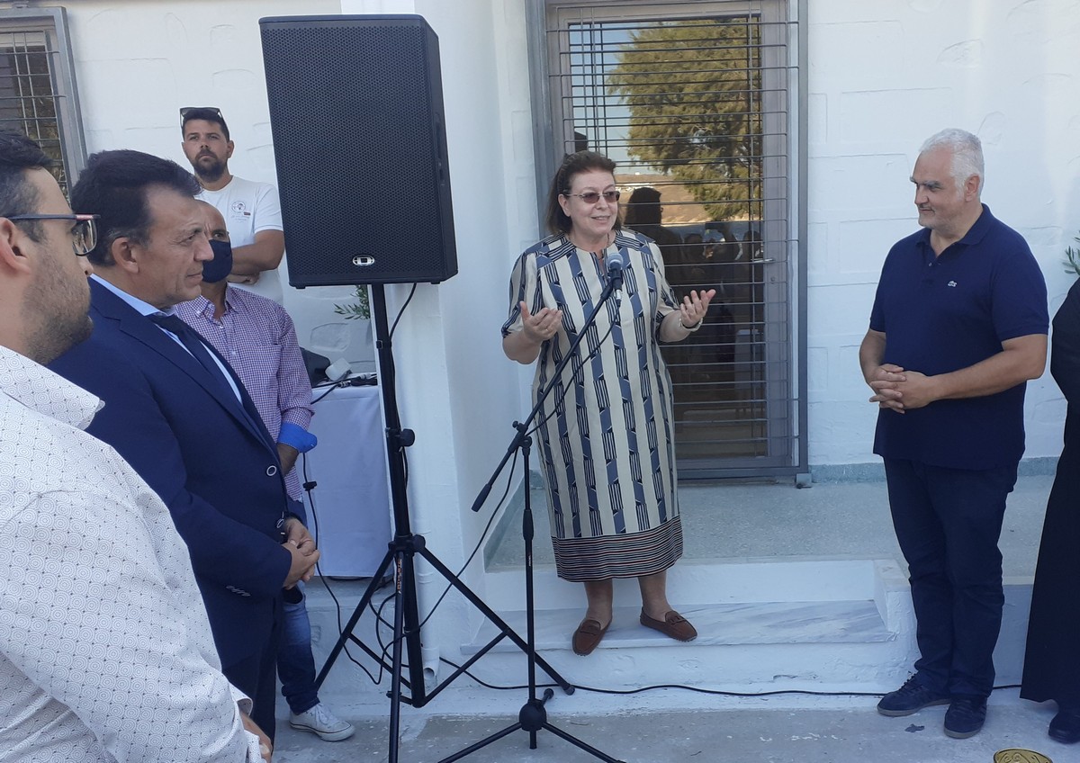 Η Λίνα Μενδώνη εγκαινίασε το Μουσείο «Περσεύς» στη Σέριφο