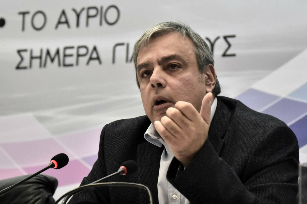 Ξέφυγε ο Βερναρδάκης: «Πισπιρίγκου της δημόσιας Παιδείας» η Κεραμέως