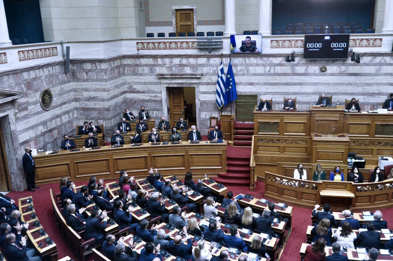 Παρακολουθήσεις: Προ ημερήσιας διάταξης την Παρασκευή – Δευτέρα η Εξεταστική