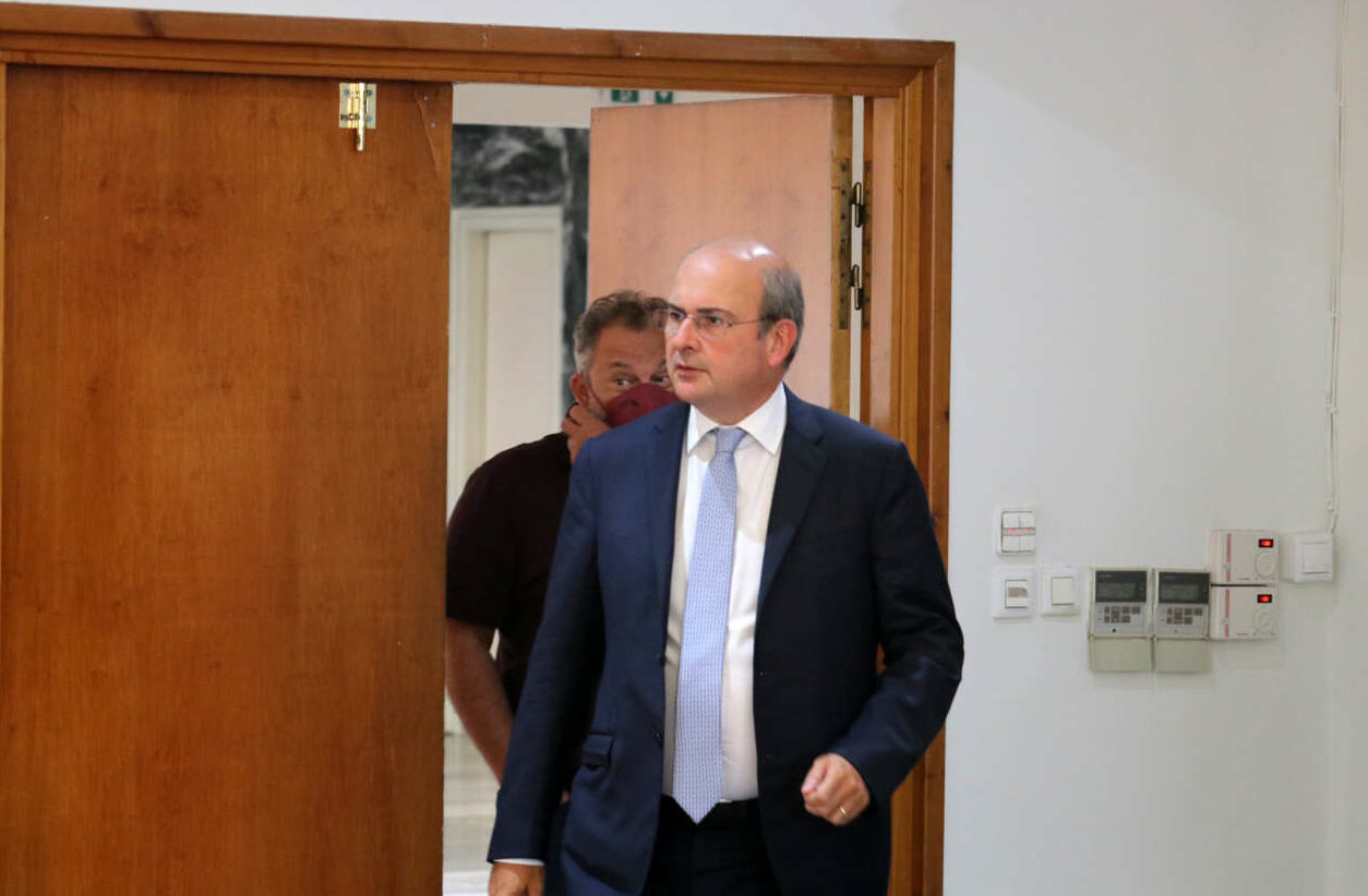 Χατζηδάκης: Κουρελού το ασφαλιστικό μας σύστημα με ρυθμίσεις επί ρυθμίσεων