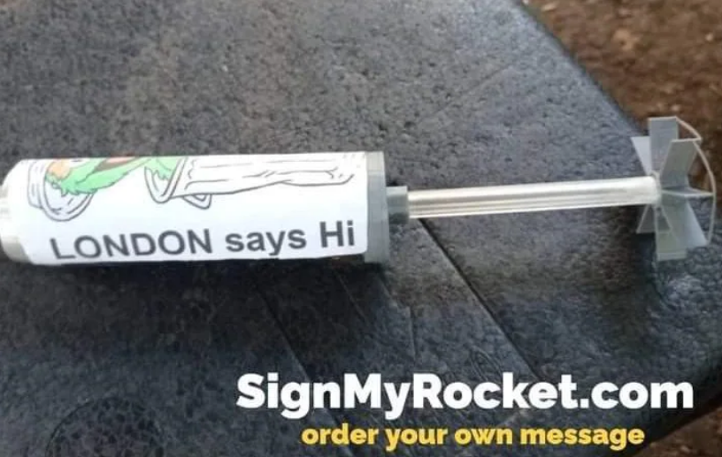 Βρετανοί πληρώνουν για να στείλουν μηνύματα με ουκρανικές ρουκέτες στους Ρώσους