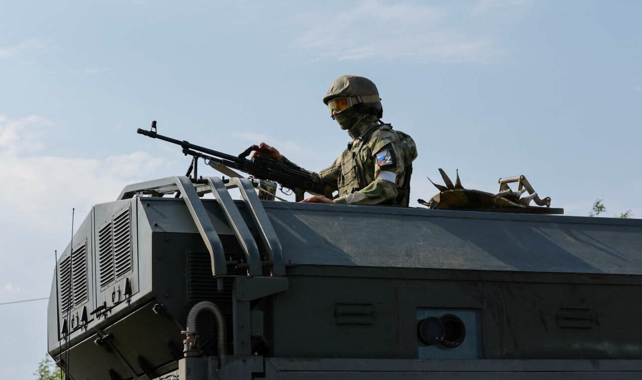 Μυστικές υπηρεσίες ΗΠΑ: Η Ρωσία αγοράζει πυρομαχικά από τη Βόρεια Κορέα