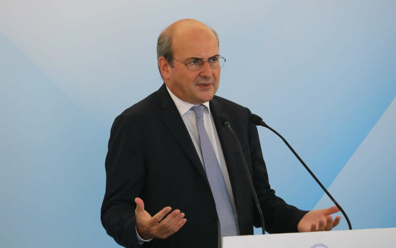 Χατζηδάκης: Τα 5+2 προγράμματα της ΔΥΠΑ για την ενίσχυση της απασχόλησης