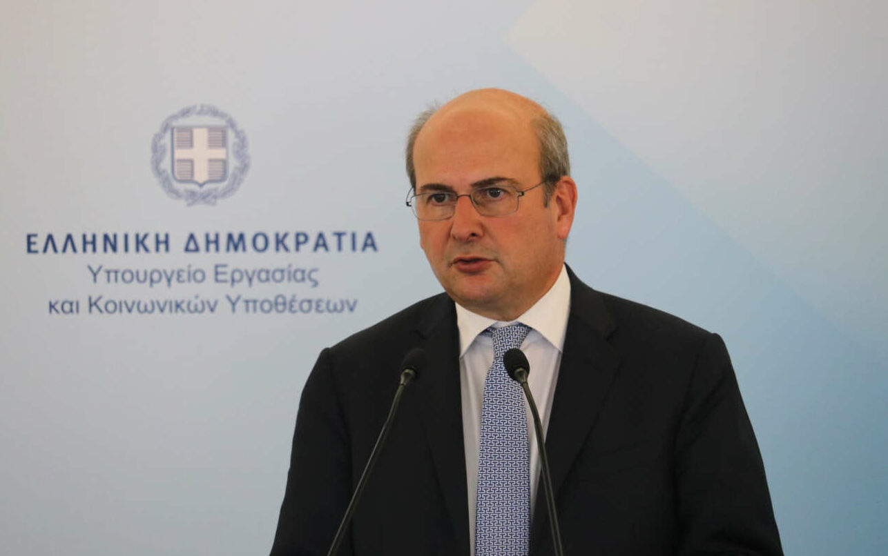 Χατζηδάκης: Ψέματα και Τσίπρας είναι έννοιες ταυτόσημες