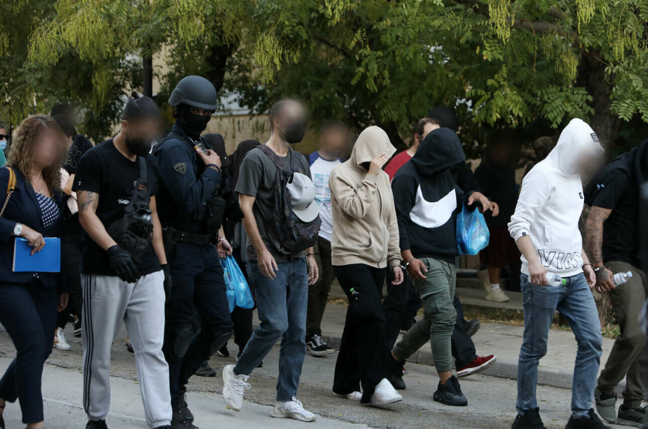 Πολυτεχνειούπολη: Σωρεία κατηγοριών απήγγειλε ο Εισαγγελέας στους 23 συλληφθέντες