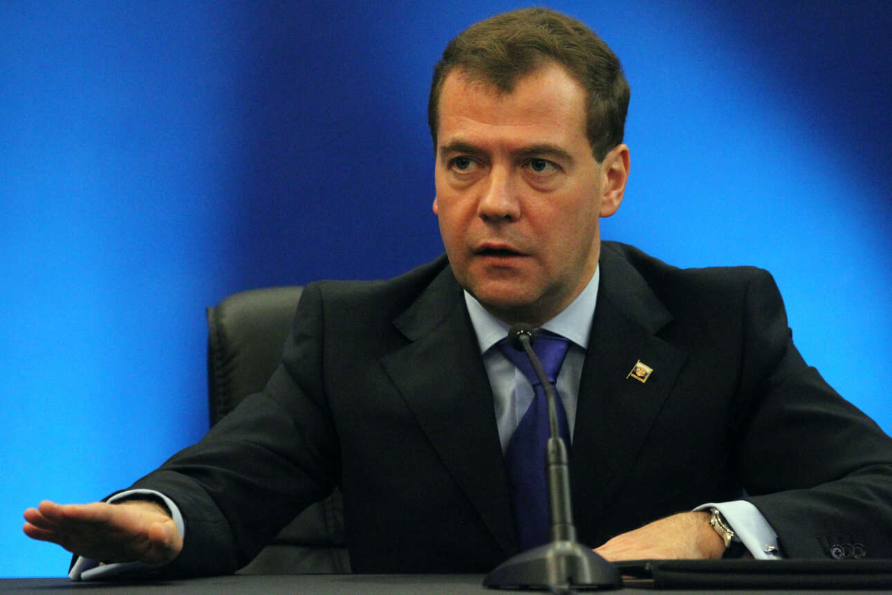 Μεντβέντεφ: Η Ρωσία μπορεί να υπερασπιστεί το Ντονμπάς με πυρηνικά όπλα