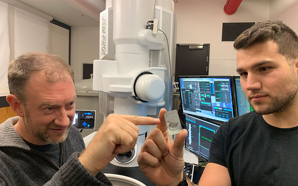 Μυστηριώδη «εξωγήινα» εξαγωνικά διαμάντια βρέθηκαν σε μετεωρίτες στη Γη