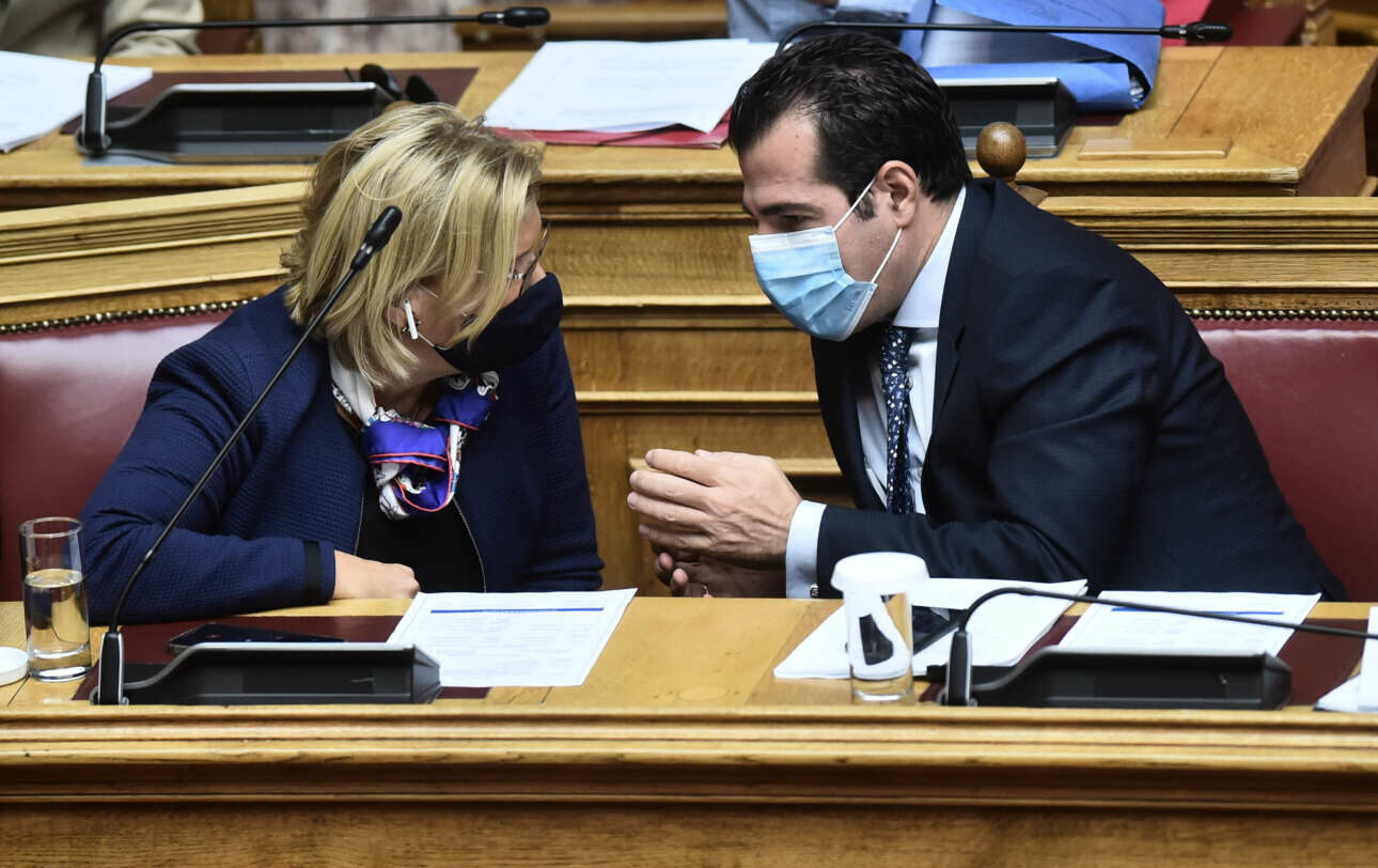 Ο Πλεύρης «μαζεύει» την Γκάγκα: Ατομα που δεν πιστεύουν στην επιστήμη, δεν έχουν θέση στο ΕΣΥ