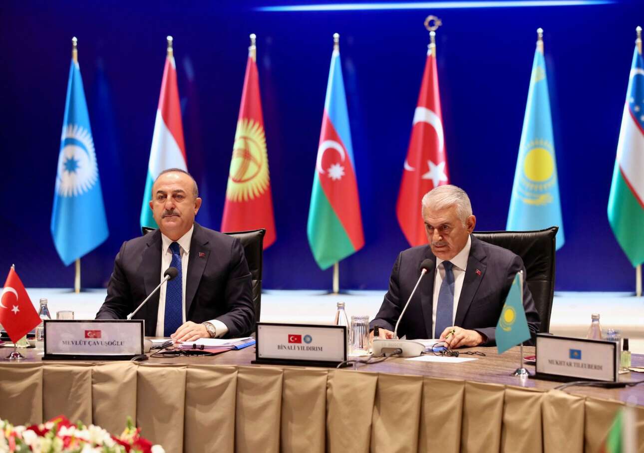 «Το βρήκε» ο Τσαβούσογλου: Οι Ελληνες ξεγυμνώνουν τους μετανάστες με συνεργό την Frontex!