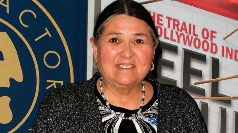 Πέθανε η Σάτσιν Λιτλφέδερ, η Ινδιάνα που είχε αρνηθεί το Οσκαρ για λογαριασμό του Μάρλον Μπράντο