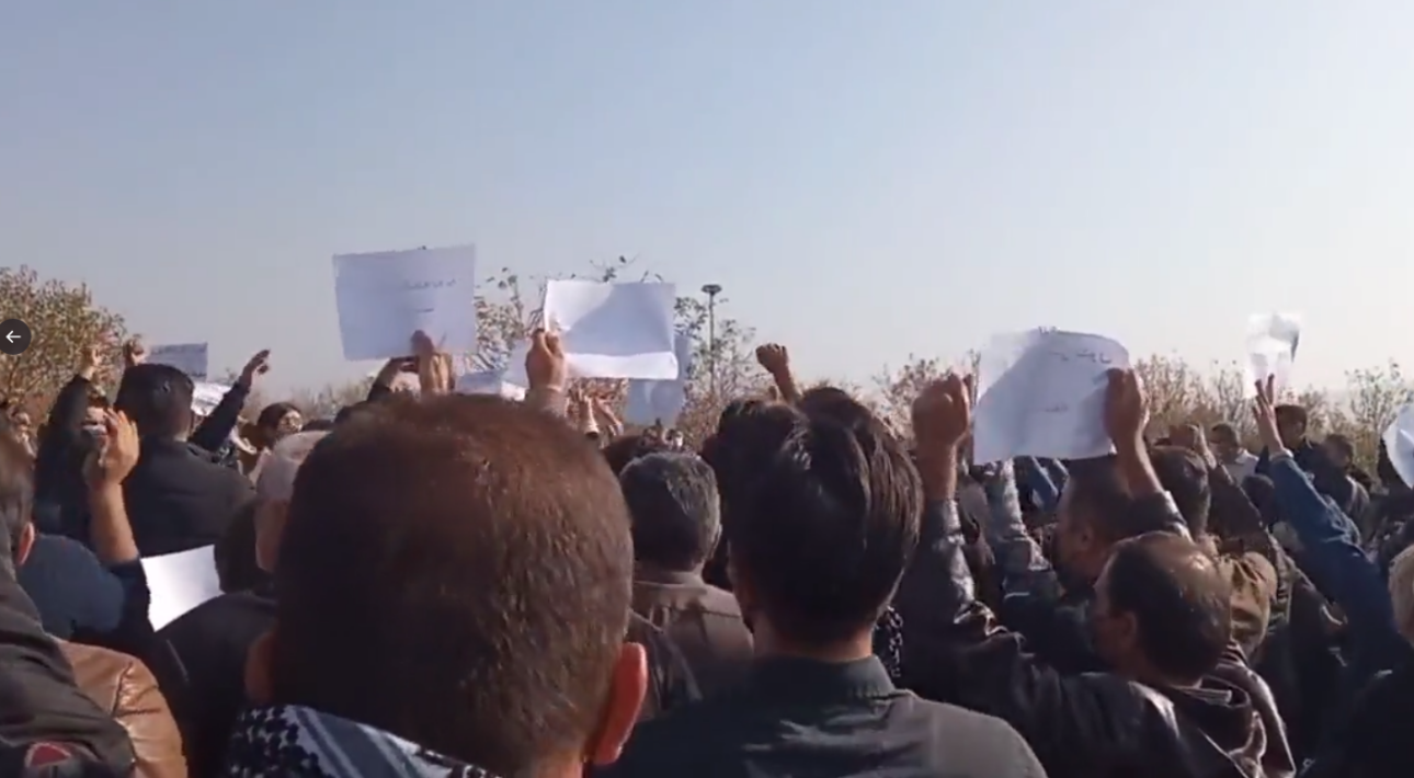 Ιράν: Μαζική διαδήλωση και επεισόδια στον τάφο της Μαχσά Αμινί 40 ημέρες από τον θάνατό της