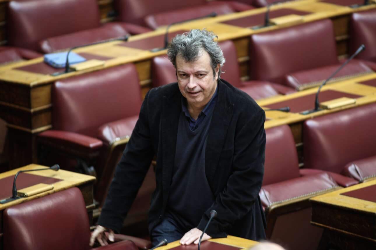 Ημουν παιδί αγνώστου πατρός και έζησα σε ίδρυμα – η συγκλονιστική εξομολόγηση του Πέτρου Τατσόπουλου