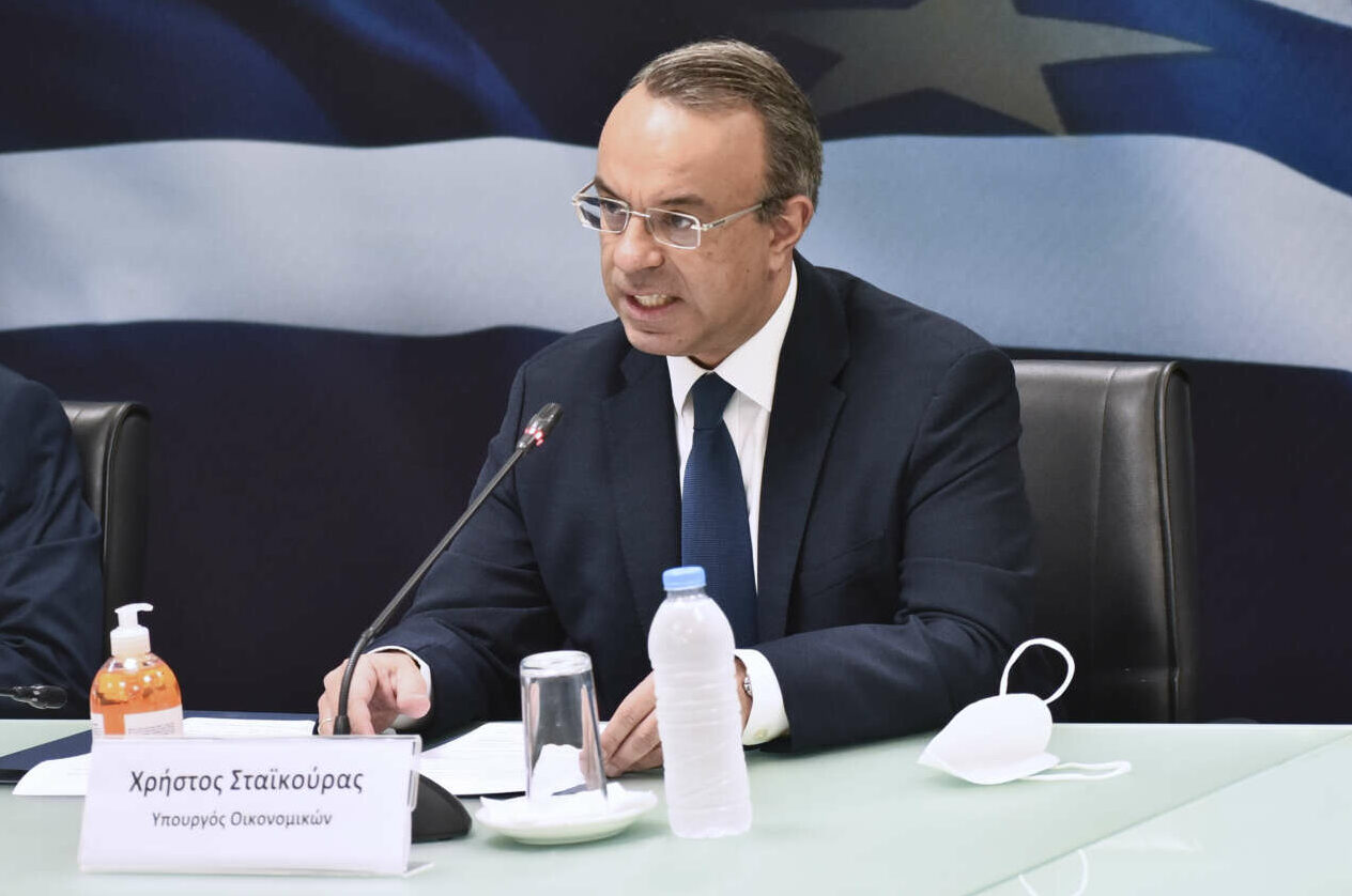 Υπ. Οικονομικών: Δεν αυξάνεται το επιτόκιο για ληξιπρόθεσμες και ρυθμισμένες οφειλές στην Εφορία