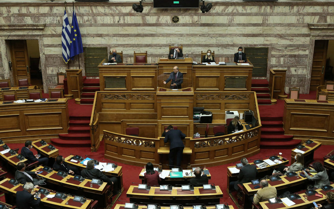 Δέκα και μία ερωταπαντήσεις για το ασφαλιστικό νομοσχέδιο