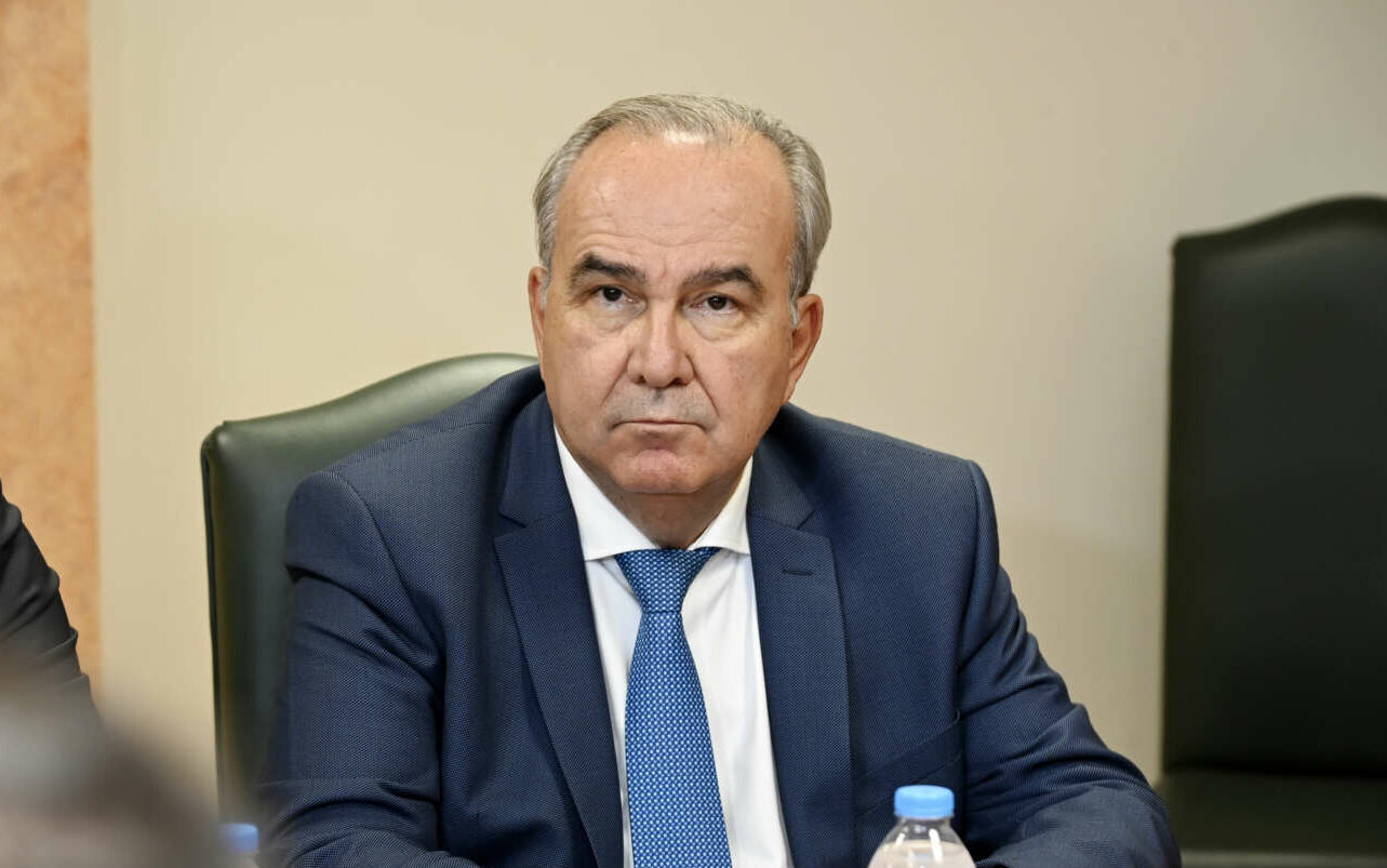 Παπαθανάσης: Δεν μπορούμε να απαγορεύσουμε να έχει προϊόντα ιδιωτικής ετικέτας το καλάθι του νοικοκυριού