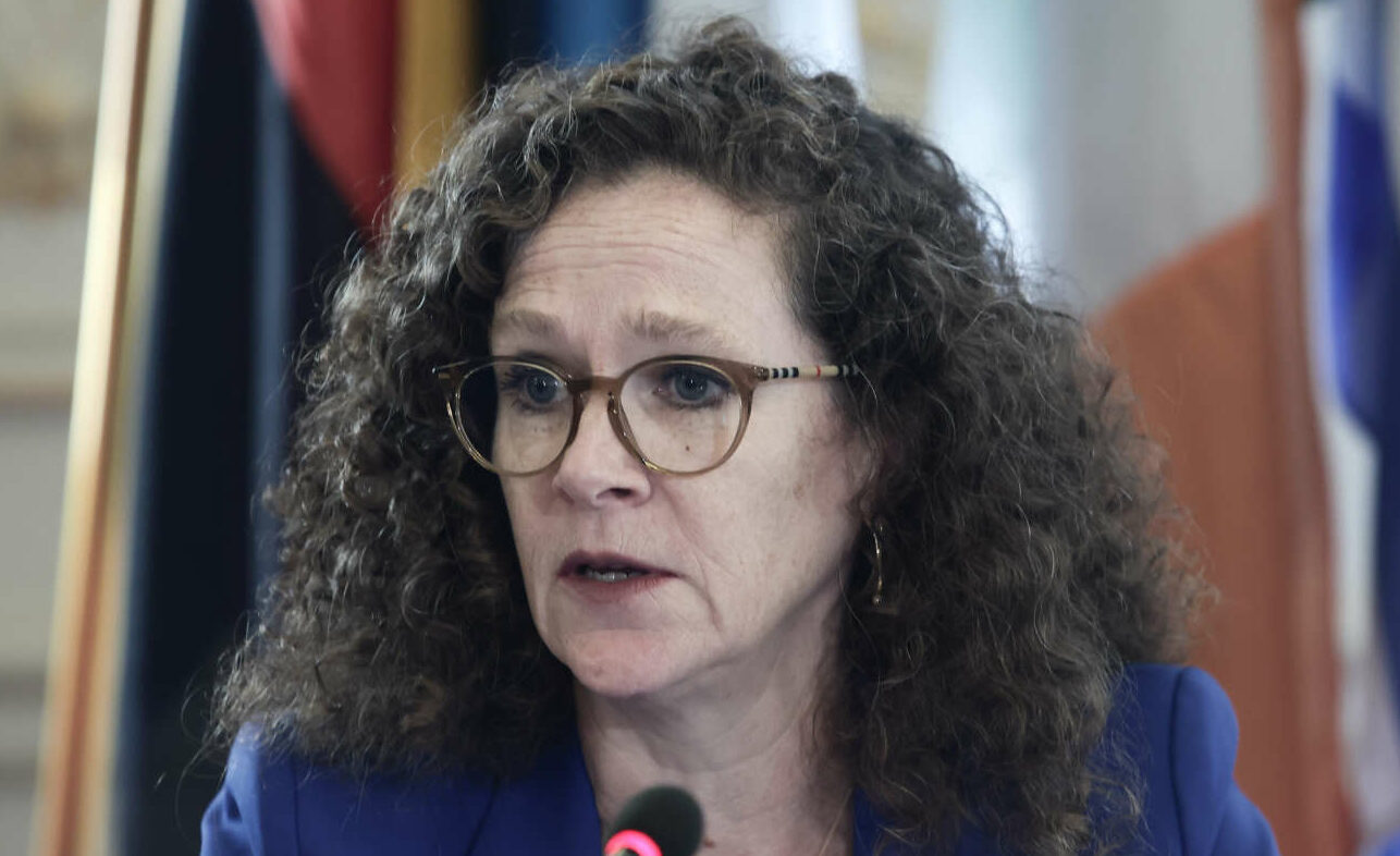 Αντιδράσεις: Ποιον εκφράζει η «κόκκινη Σόφι» της PEGA;