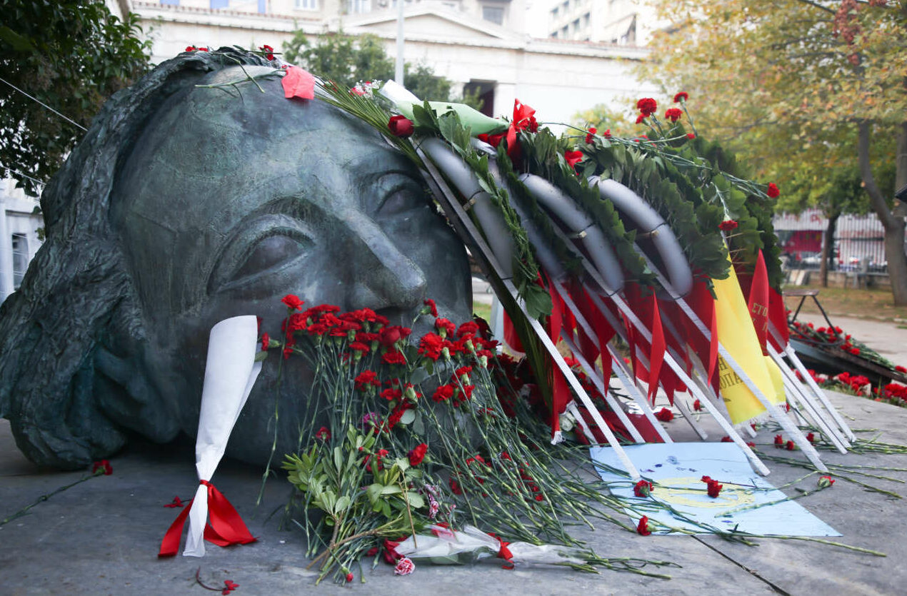 Μητσοτάκης: Κορυφαία στιγμή εθνικής ανάτασης το Πολυτεχνείο – Θυμόμαστε, τιμούμε, προχωρούμε