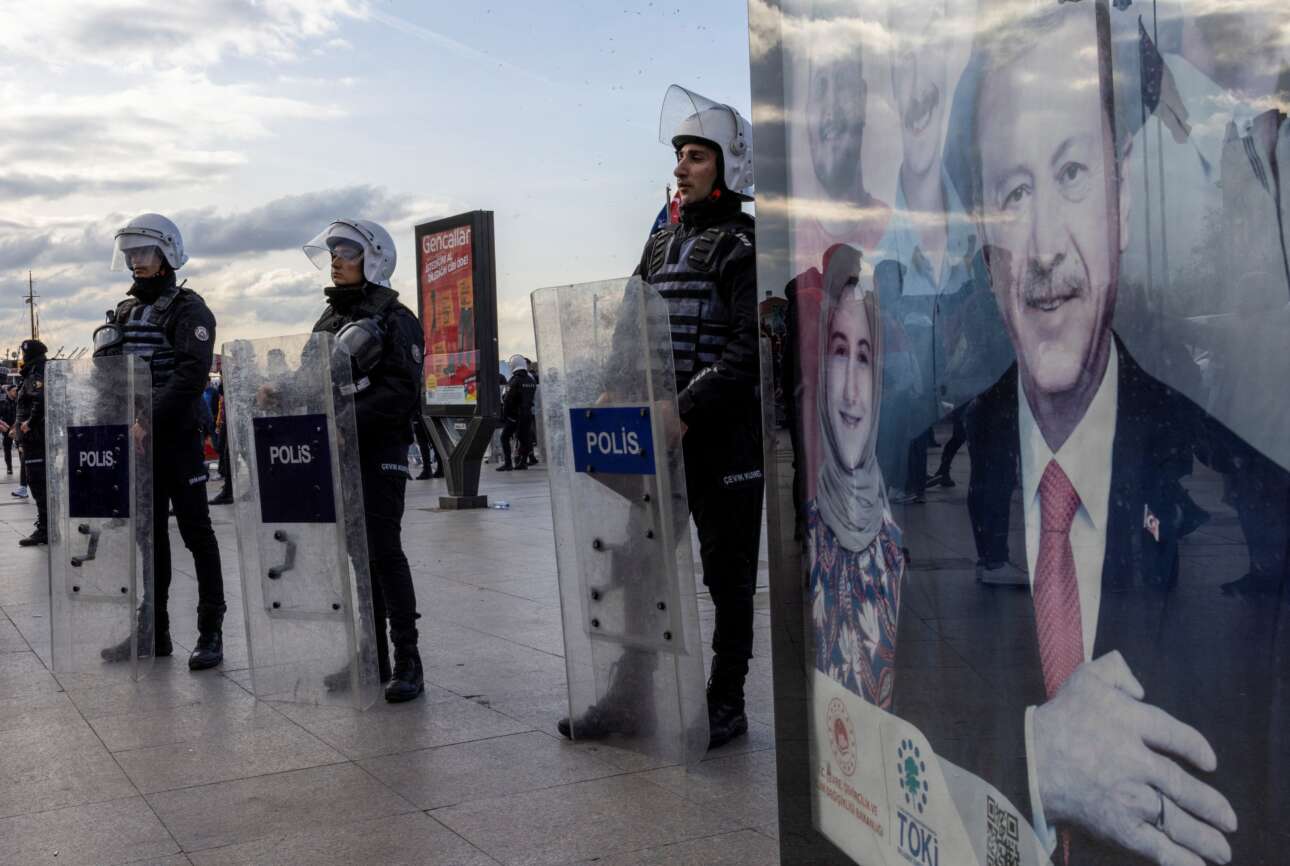 Ο Ερντογάν και… κουρδοφάγος, με βόμβες και με δίκες