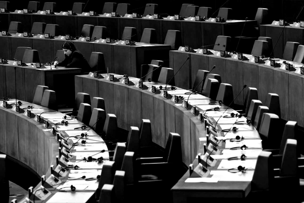 Ναι, «εξ όνυχος τον λέοντα»