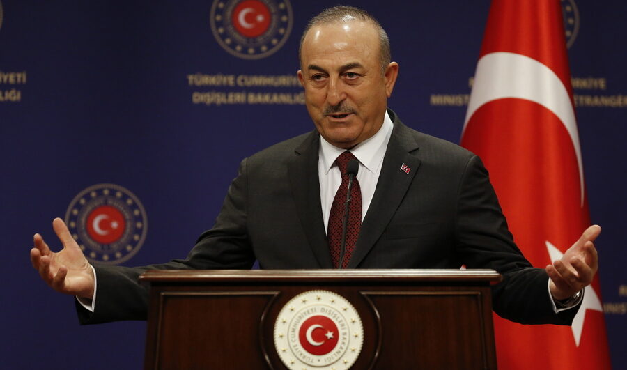 «Δεν θα επεκτείνετε ούτε ένα μίλι»: Με πόλεμο μάς απειλεί (ξανά) ο Τσαβούσογλου