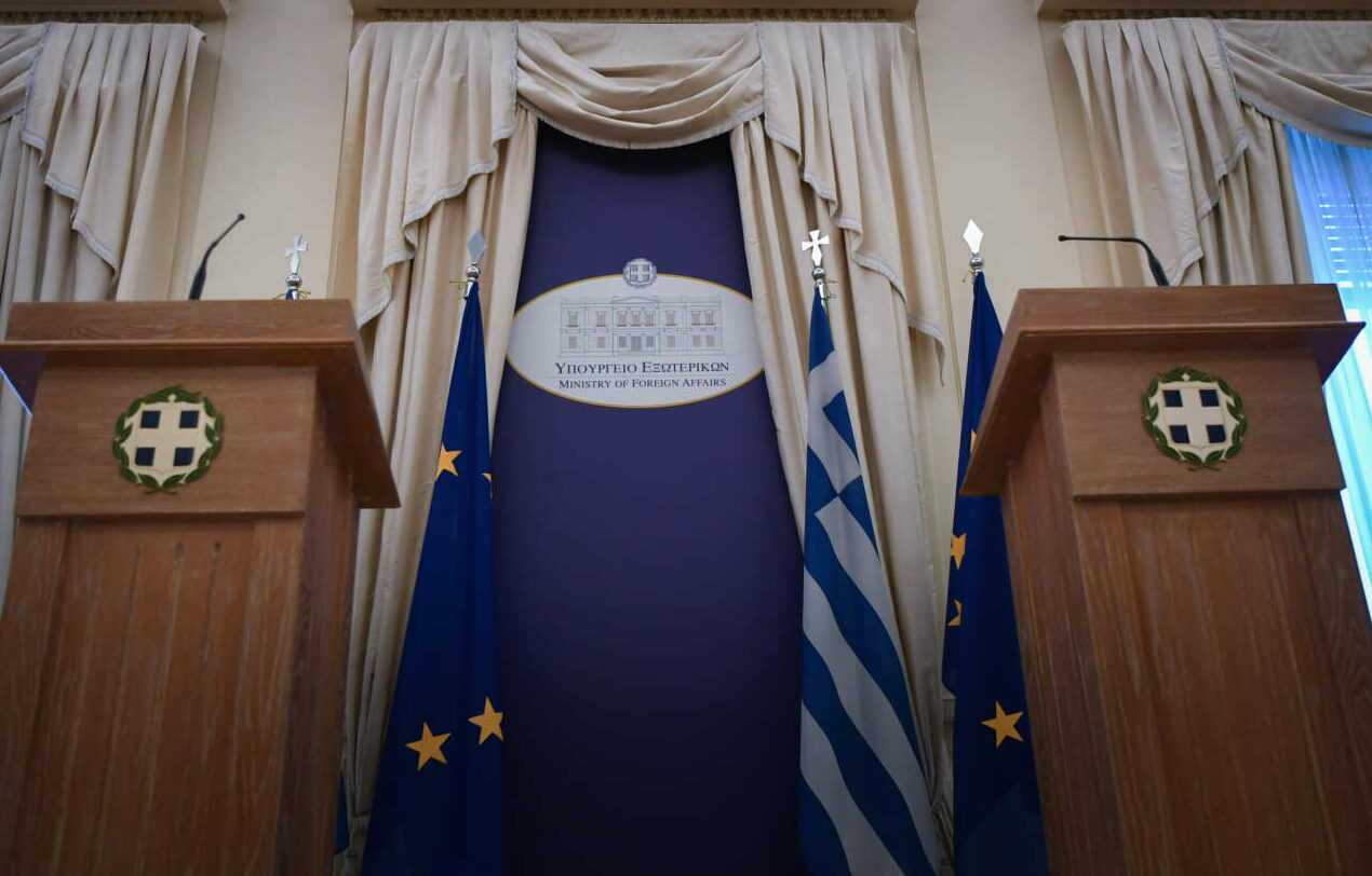 Χωρίς σκιές η αλλαγή εκπροσώπου του υπουργείου Εξωτερικών