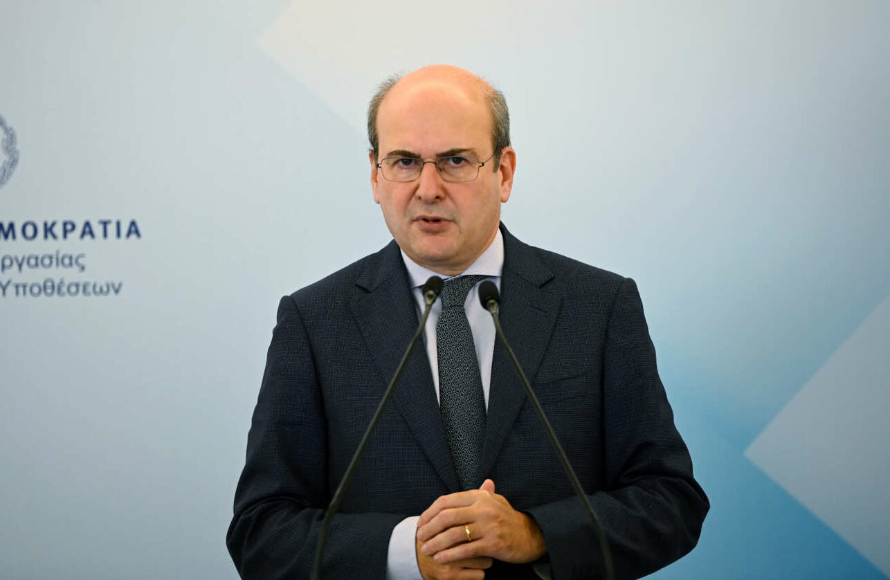 «Πάω Μπροστά» για την κατάρτιση 150.000 εργαζομένων στις ψηφιακές και πράσινες δεξιότητες