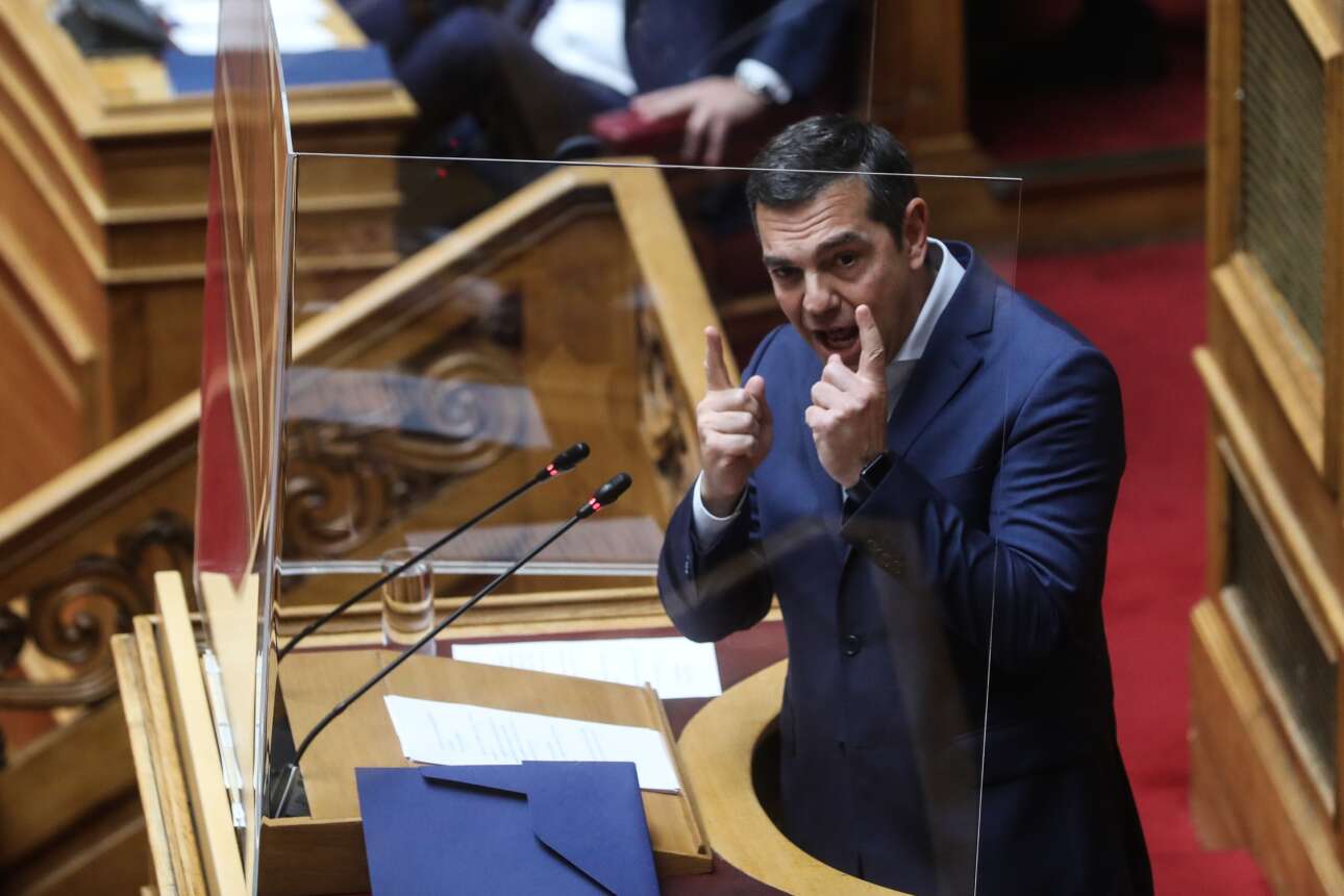 Σπέκουλα Τσίπρα με τις Ενοπλες Δυνάμεις: Αν αποδειχθεί η παρακολούθηση Φλώρου, δεσμευτείτε ότι θα παραιτηθείτε