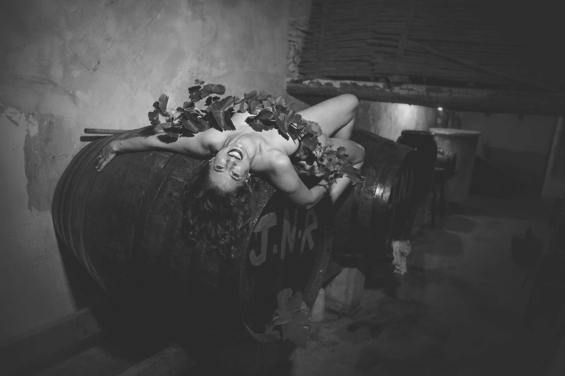 Ισπανία: Φωτογραφήθηκαν γυμνοί για το καλό του τόπου τους