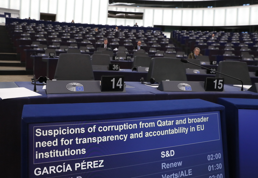 Qatargate: Ερχονται νέα αιτήματα άρσης ασυλίας ευρωβουλευτών