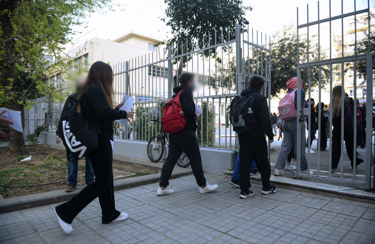 Υπουργείο Παιδείας: Δεν θα προσμετράται καμία απουσία μαθητή λόγω γρίπης – Πώς θα δικαιολογείται