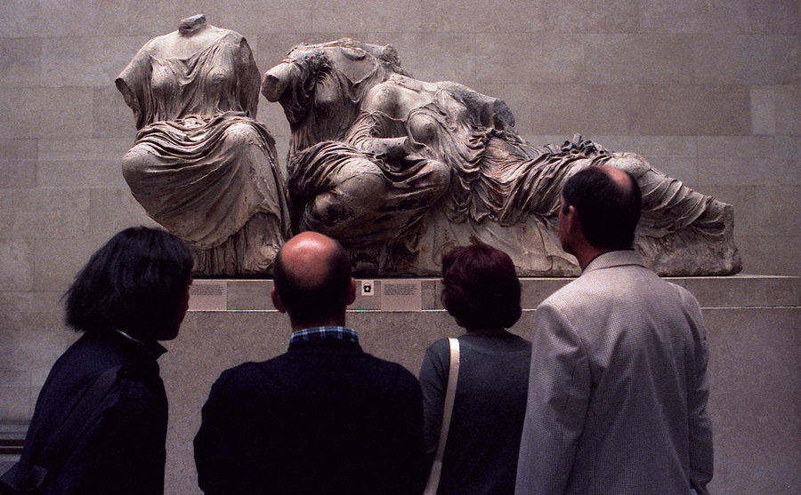 Οι New York Times, τα Γλυπτά και η κυριότητα