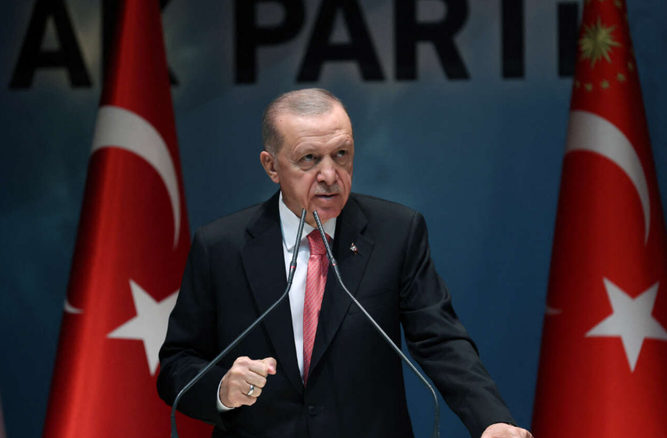 Εκνευρισμός Ερντογάν για F-16, Μενέντεζ και Σουηδία