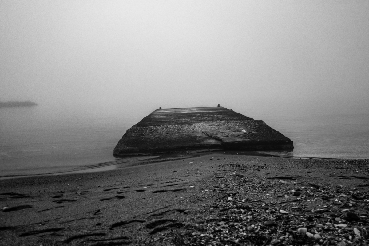 Αποβάθρα περιμένοντας την ομίχλη, Κάτω Γιαλός, Παροικιά, Πάρος 2021