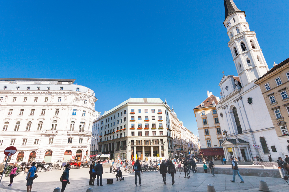 Βιεννέζικα μαθήματα στεγαστικής πολιτικής