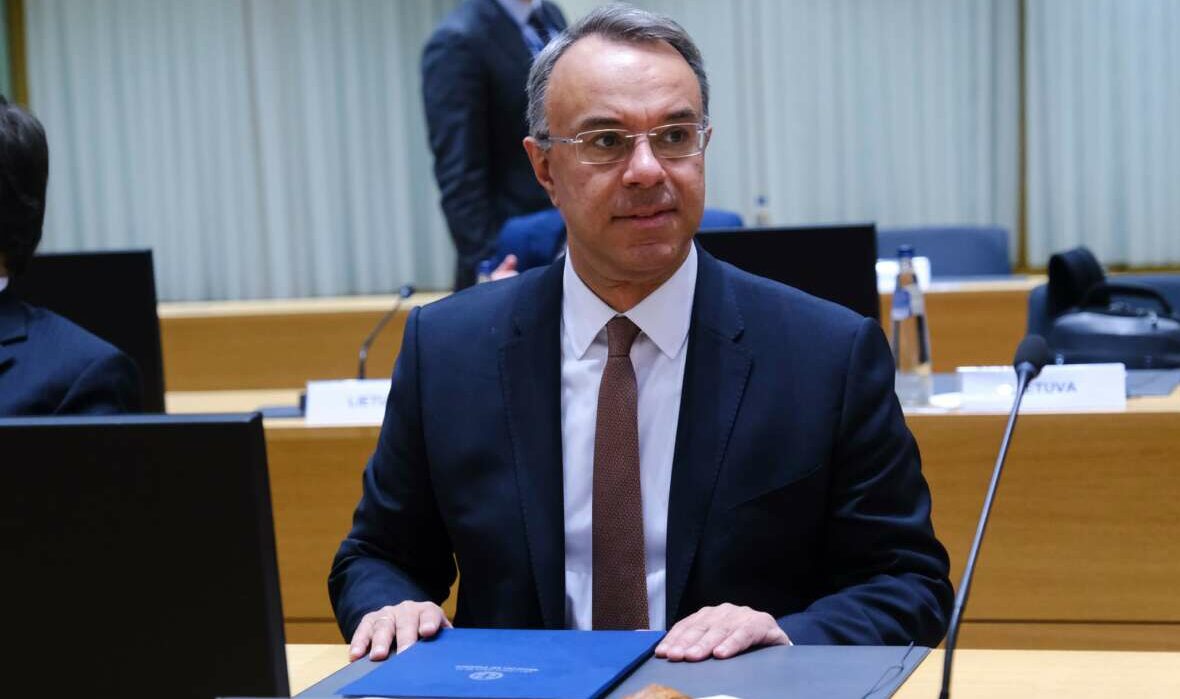 Σταϊκούρας: «Εχει δημιουργηθεί ασφαλής δημοσιονομικός χώρος» για νέα στήριξη των νοικοκυριών